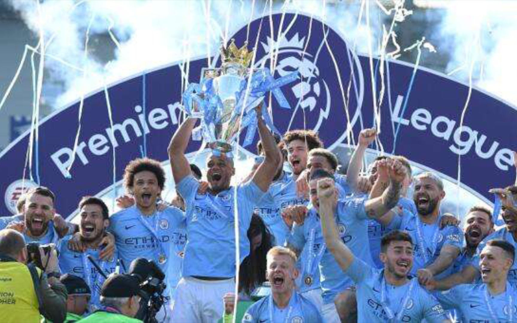 据知情人士 据知情人士