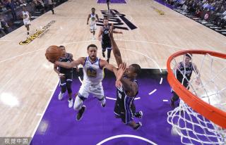 他们通过不 他们通过不