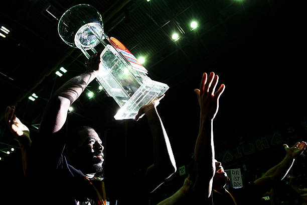 获得亚军的 获得亚军的