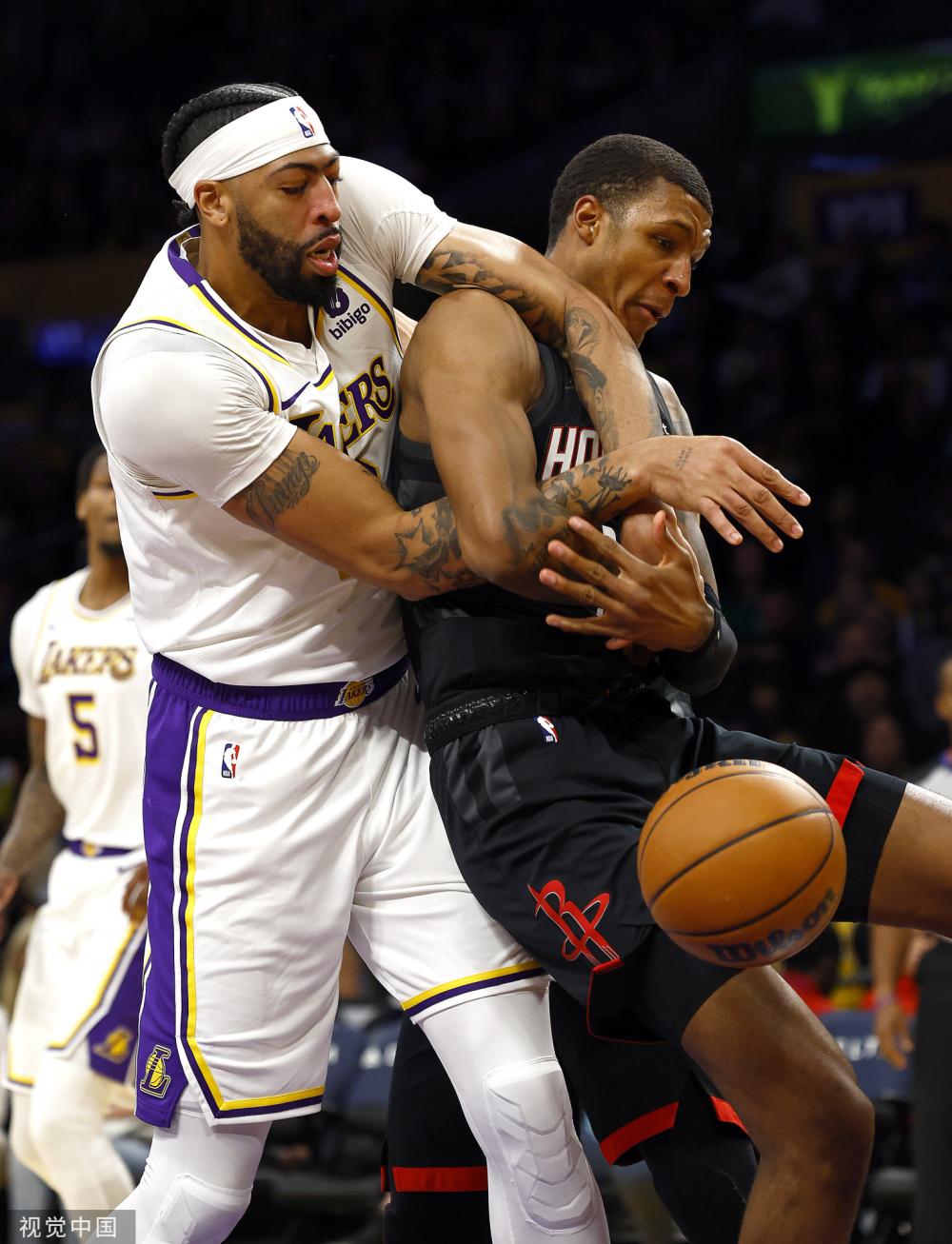 年轻力壮 年轻力壮